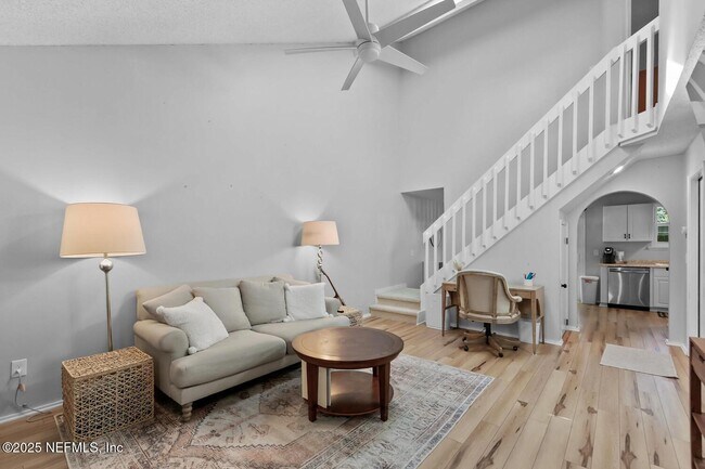 Foto del edificio - 7714 Greenwich Ct W