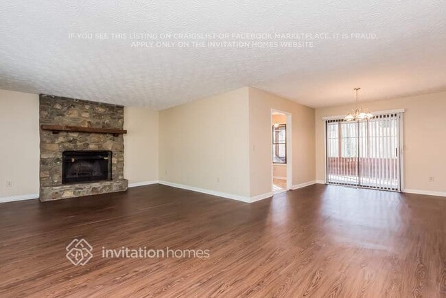 Building Photo - 640 Old Orchard Dr