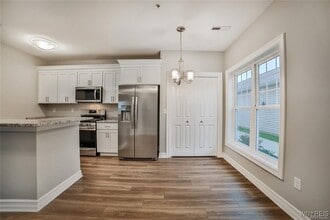 Building Photo - 275 Northill Dr