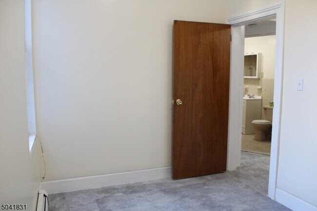 Building Photo - 4528 Brown St