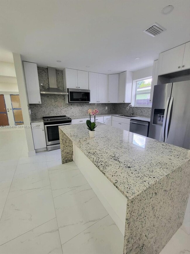 Foto del edificio - 8140 NW 11th Ct