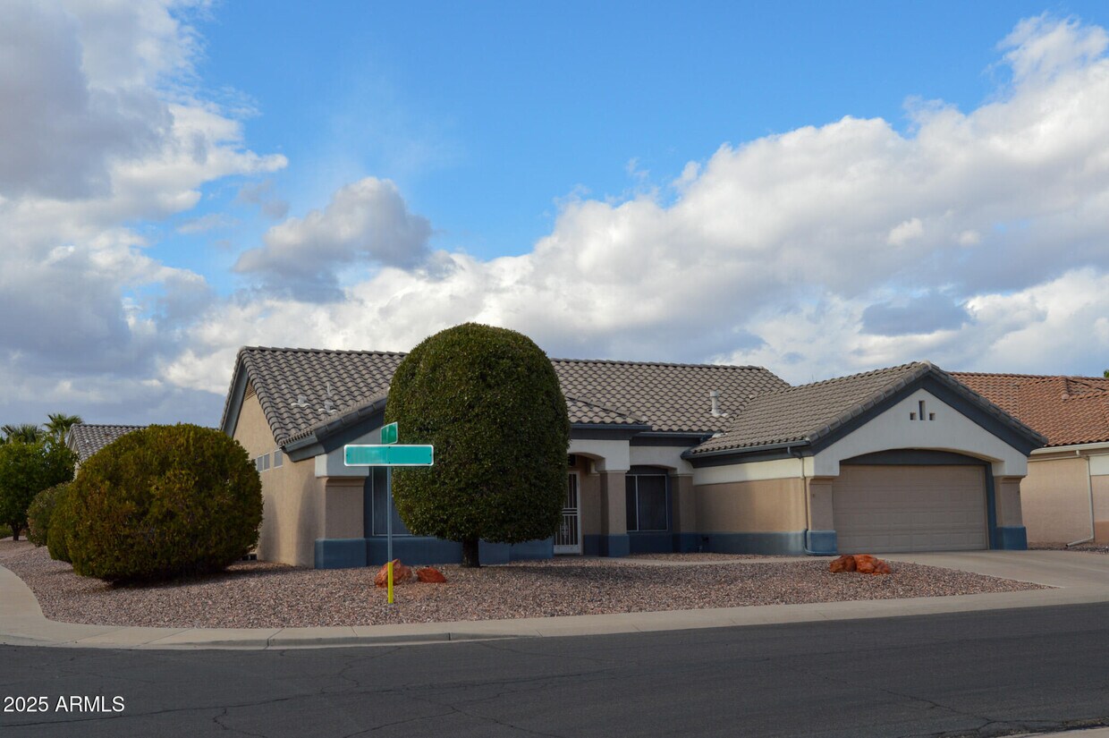 Primary Photo - 22212 N Cheyenne Dr