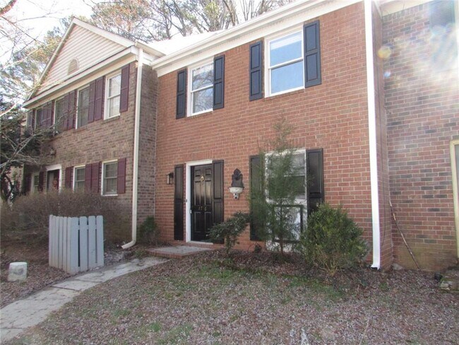 Foto del edificio - 1716 Twin Brooks Dr SE