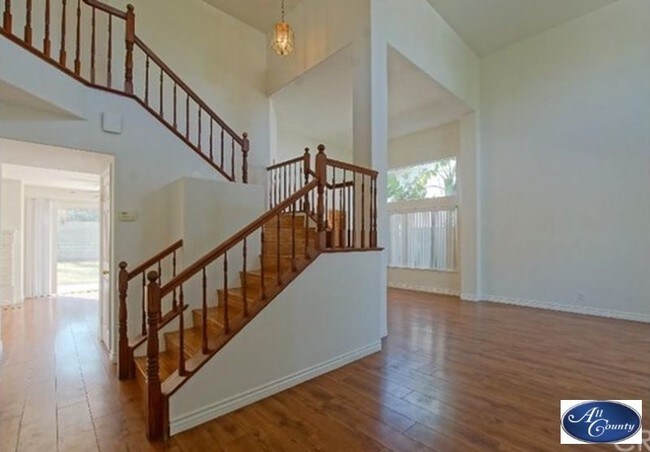 Building Photo - 1502 Turquoise Dr