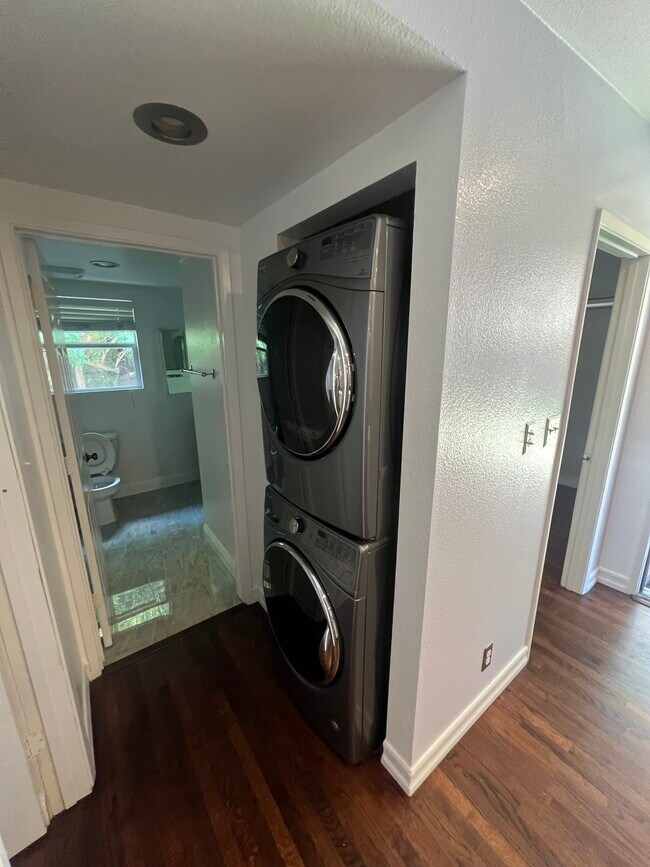 New in-unit washer and dryer - 1303 Brunner St