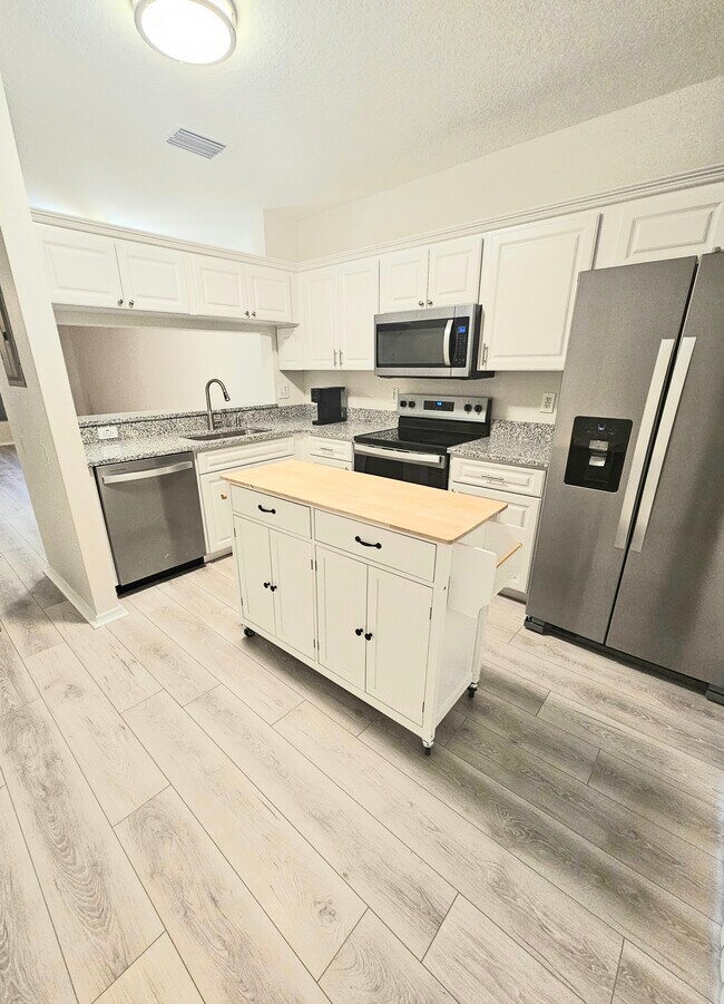 Foto del edificio - 1204 Kennewick Ct