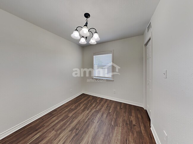 Foto del edificio - 416 Madison Pl