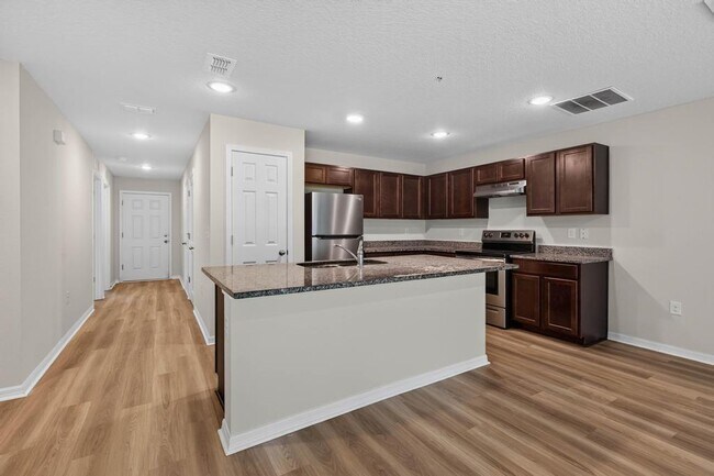 Foto del edificio - 129 Wellwood Ln