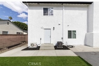 Building Photo - 10 W Trafford St