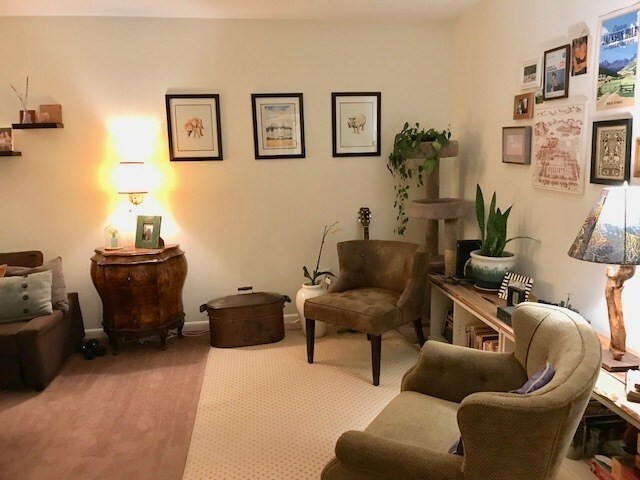 Foto del edificio - 3020 Grove Ln