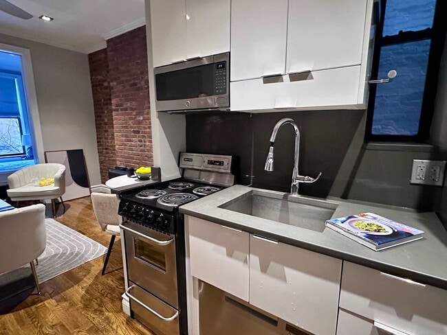 Foto del edificio - 246 Mott St