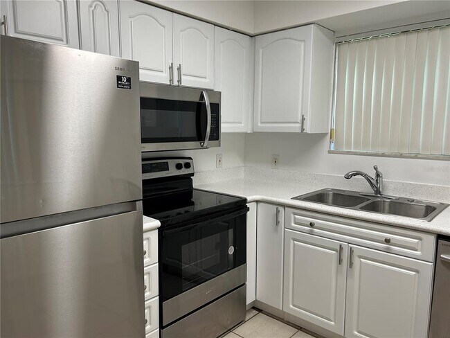 Foto del edificio - 1714 Foxhall Cir
