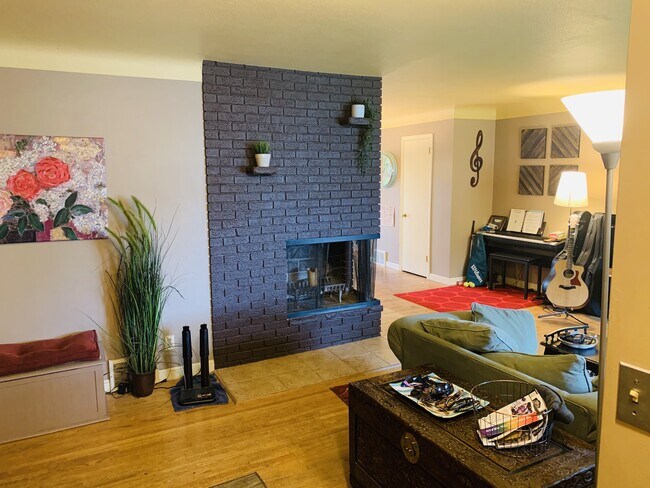 Foto del edificio - 2580 Vernon Ave S