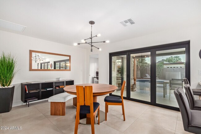 Foto del edificio - 3417 E Lazy Ln