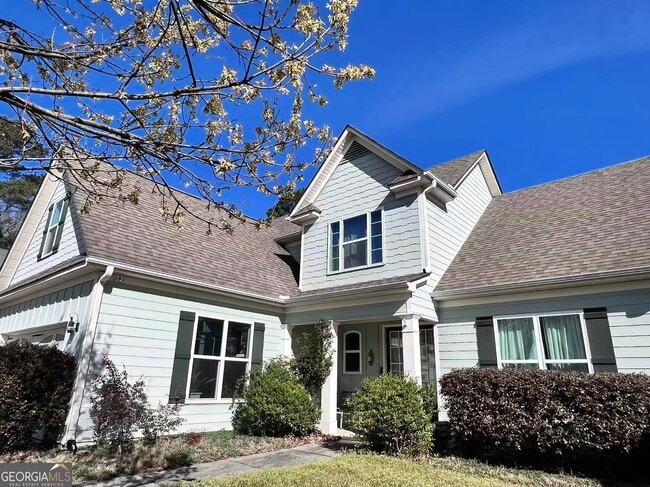 Building Photo - 303 Evesham Ave