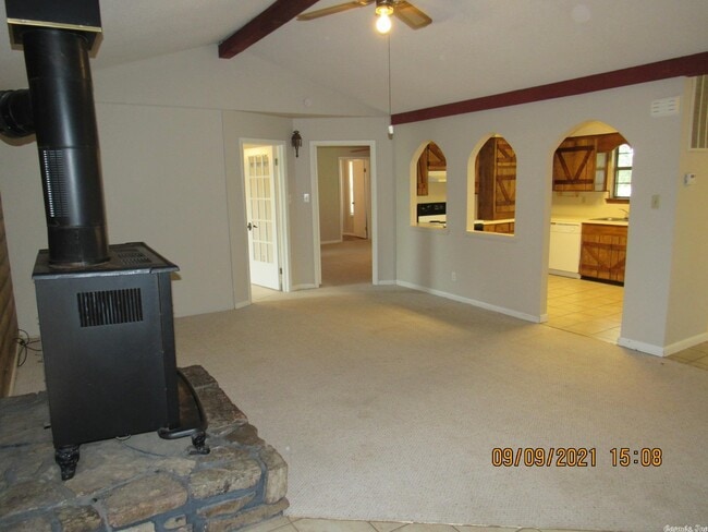 Building Photo - 67 Ray Rd