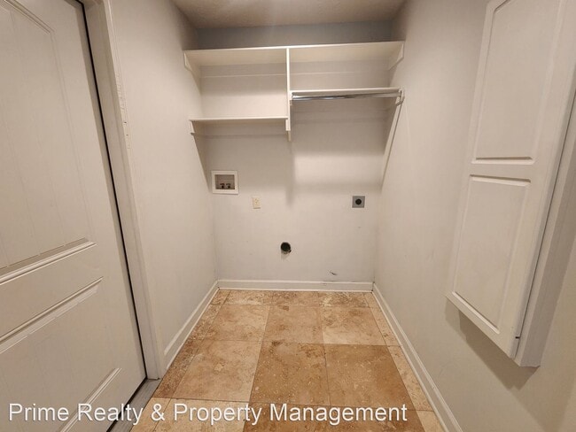 Building Photo - 3 br, 2 bath House - 400 Walnut Valley Road