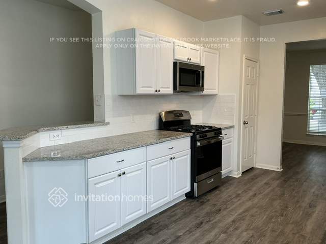Building Photo - 60 Atascadero Dr