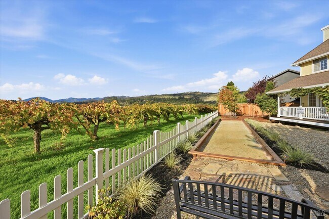 Foto del edificio - 1395 Grove Ct