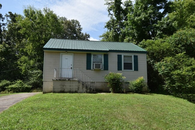 Building Photo - 986 Woody Hills Dr
