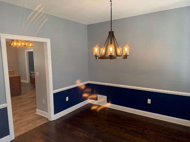 Foto del edificio - "Spacious 4-Bedroom Pool Home in Crestview!"