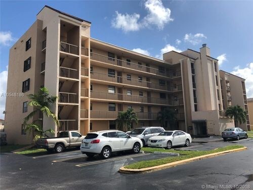 Foto del edificio - 10145 NW 9th St Cir