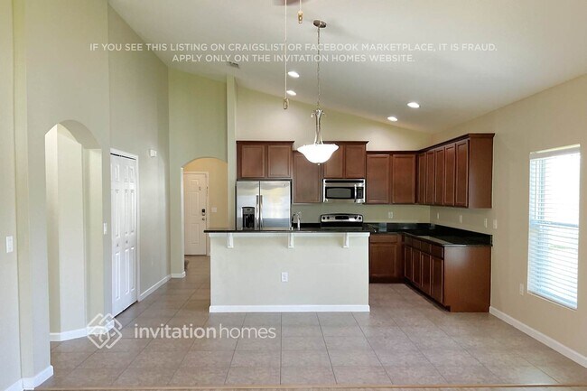Foto del edificio - 1455 Litchfield Dr