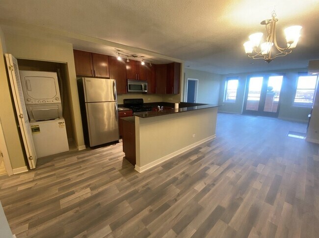 Foto del edificio - 3550 W Montrose Ave