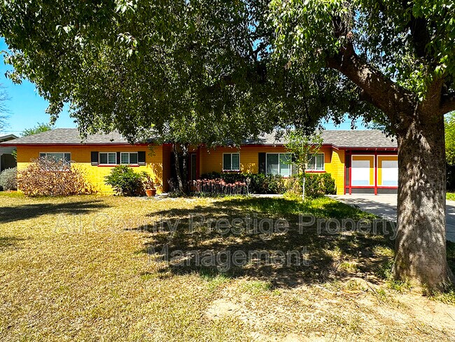 Foto del edificio - 5302 N 14th Pl