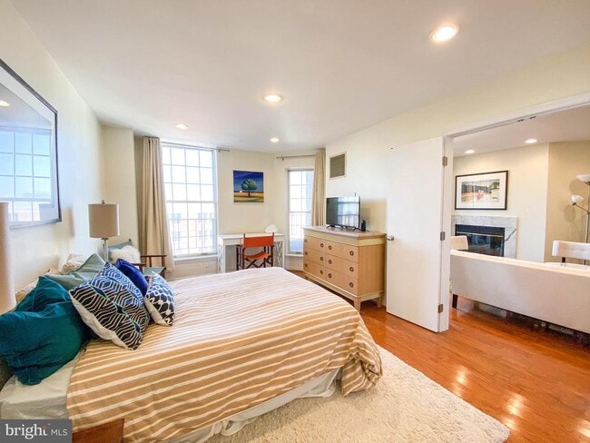 Foto del edificio - 1230 23rd St NW