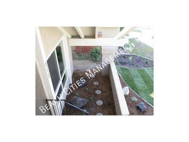 Foto del edificio - 6220 Ronald Dr