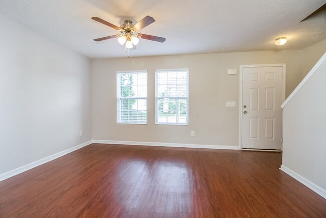 Building Photo - 3427 Country Almond Way