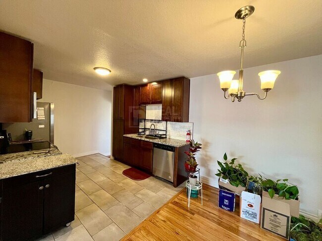 Foto del edificio - 1780 Quebec St