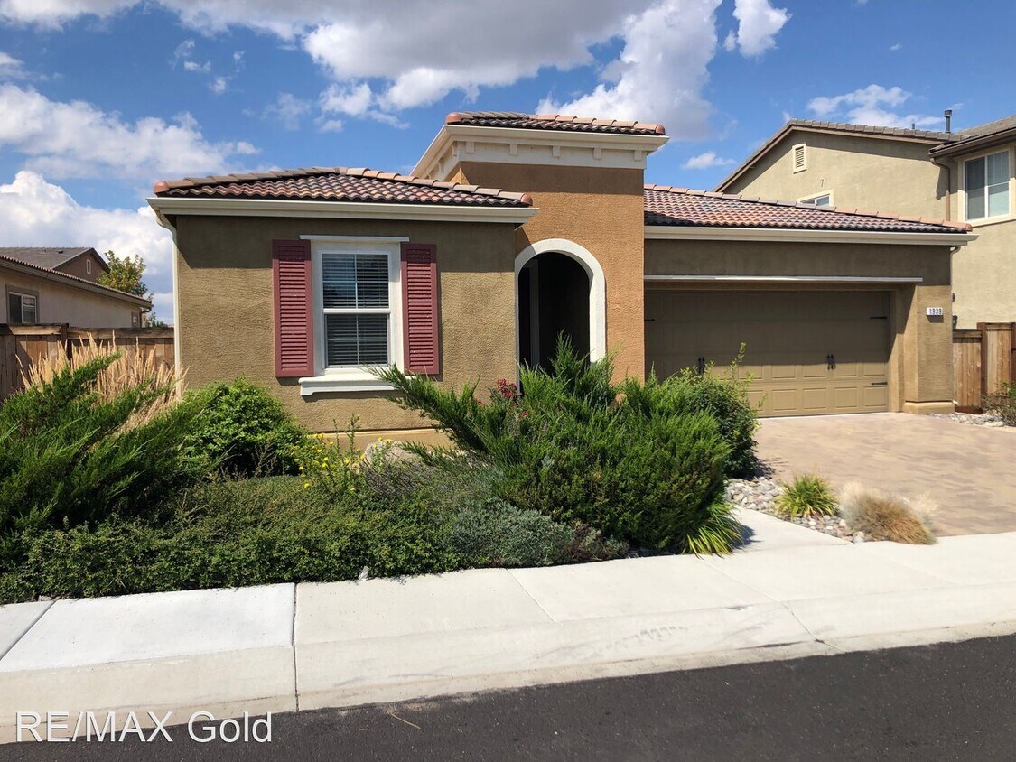 Foto principal - 3 br, 2 bath House - 1939 Wind Walker Drive