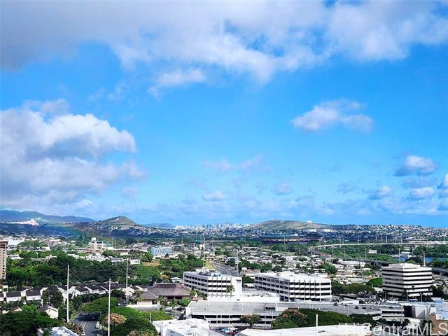 Foto del edificio - 98-099-99 Uao Pl