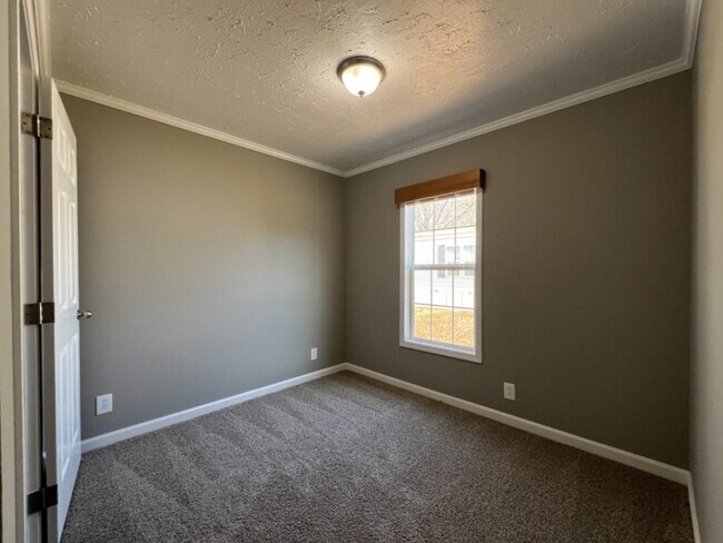 Foto del edificio - 35 Water Oak Ct