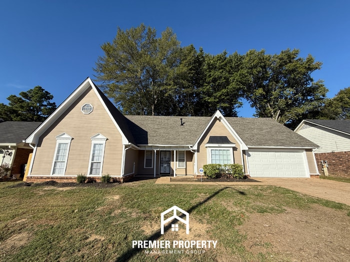 Foto principal - 4627 Chelwood Dr