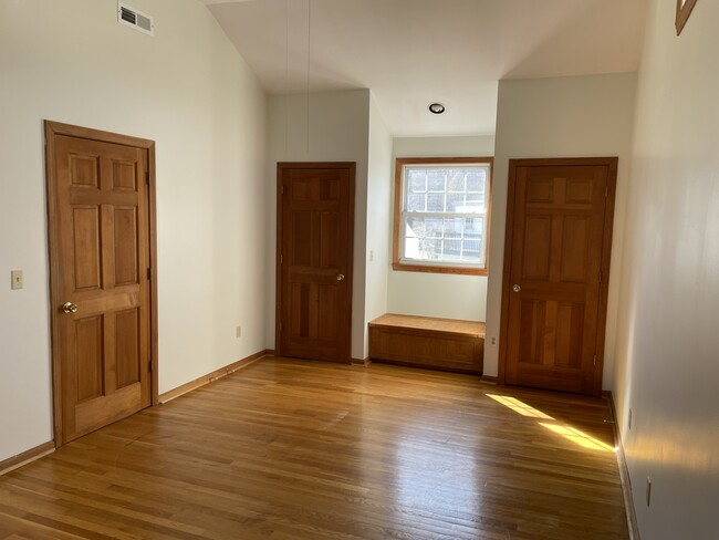 Master Bedroom - 270 Washington Ave