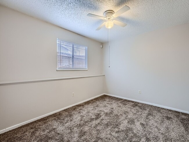 Foto del edificio - 515 Sunset Rd