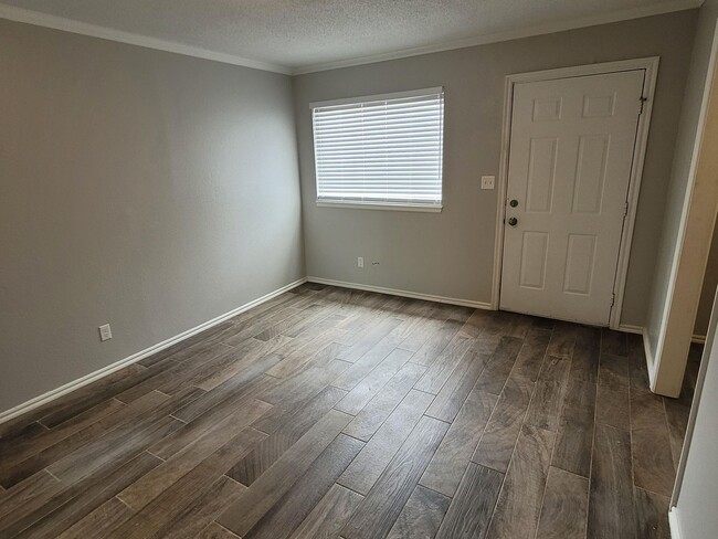 Foto del edificio - 1 bedroom apartment in Edmond, OK with cen...