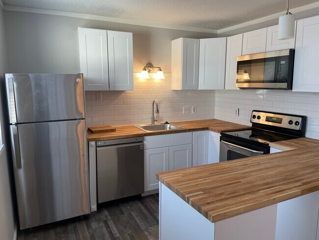 Foto del edificio - 2604 S Compton Ave