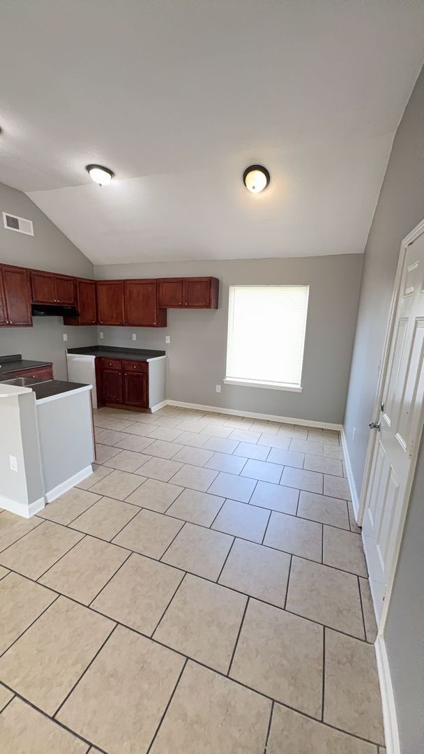 Foto del edificio - Charming 3 bedroom 2 bath home in Raleigh