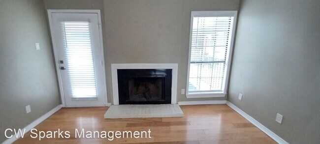 Building Photo - 2 br, 2 bath House - 5620 Live Oak St #307