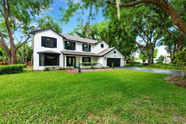 Building Photo - 10900 Wonder Ln