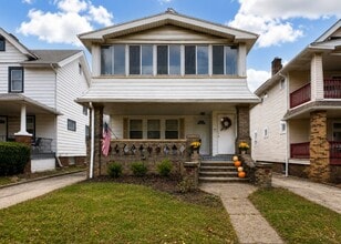 Building Photo - 2202 Waterbury Rd