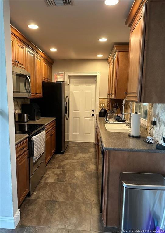 Foto del edificio - 1365 SW Gastador Ave