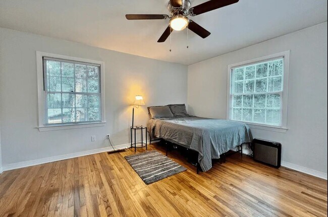 Foto del edificio - 1201 Domingo Dr