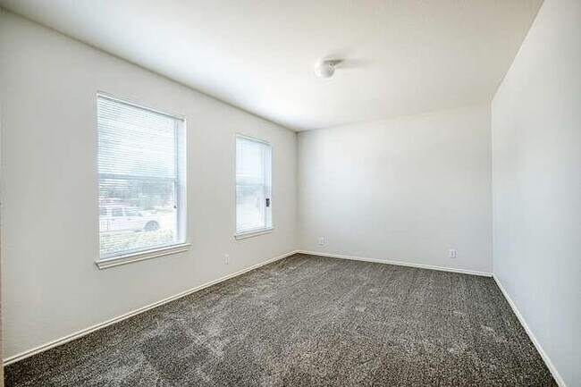 Building Photo - 312 Abamillo Ct