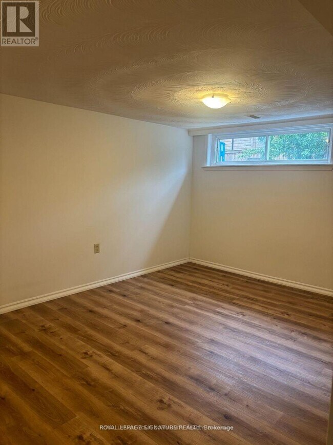 Photo du bâtiment - 45 Netherford Rd