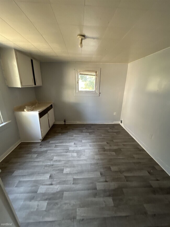 Building Photo - 1 br, 1 bath Duplex - 603 South Main Stree...